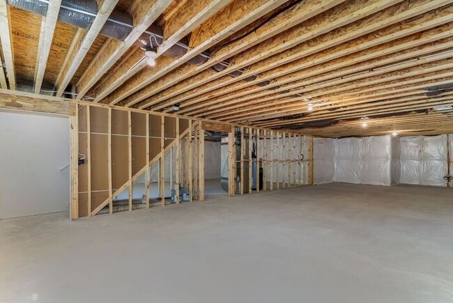 Building Photo - 1626 Carolyn Dr