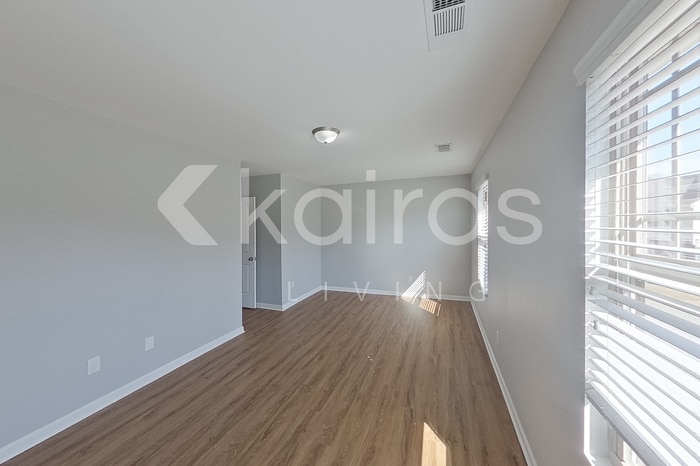 Building Photo - 1332 Bass Ln