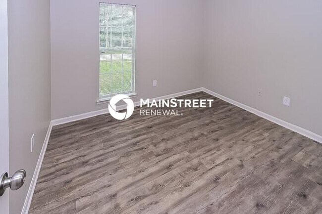 Building Photo - 4 Bedroom Pet-Friendly Home in Horn Lake, MS with Main Street Renewal
