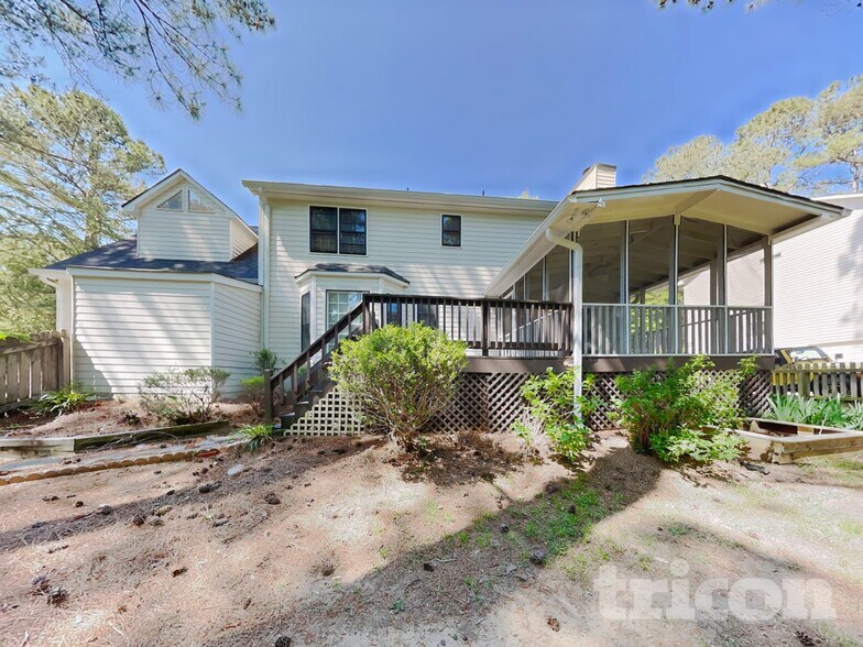 Building Photo - 1496 Oak Springs Dr