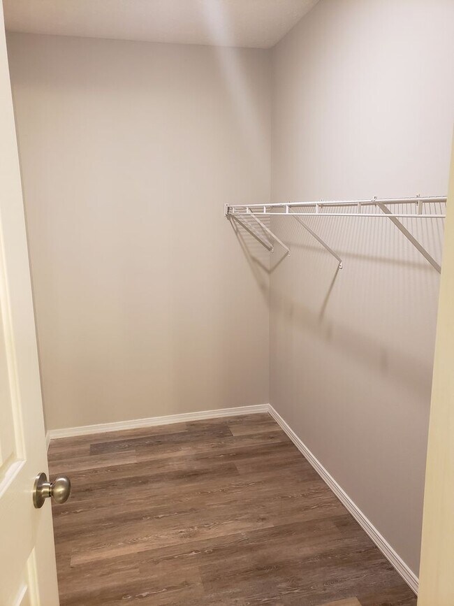 Building Photo - Great South East Location...East Battlefield & 65 Area