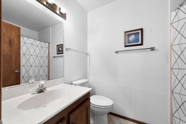 Building Photo - 821 Leisure World