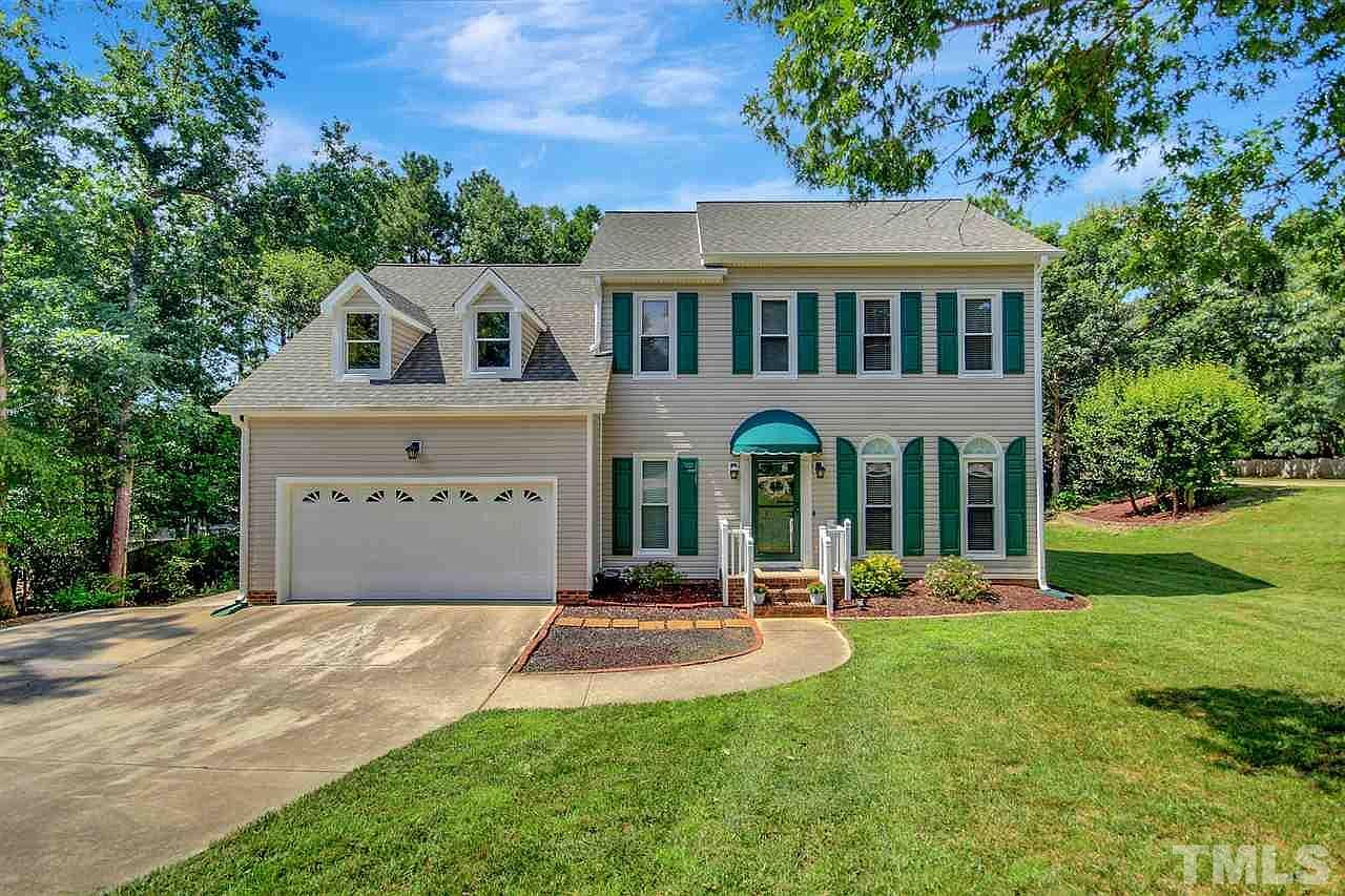 Building Photo - Room in House on Daingerfield Dr