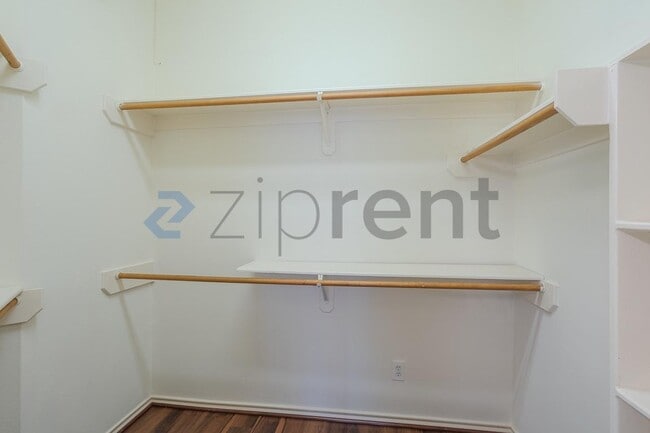 Building Photo - 14107 White Oak Gardens Dr