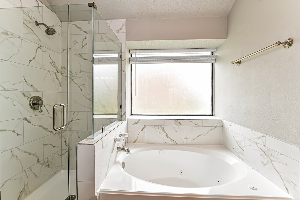 Building Photo - 7410 Aberdeen Dr