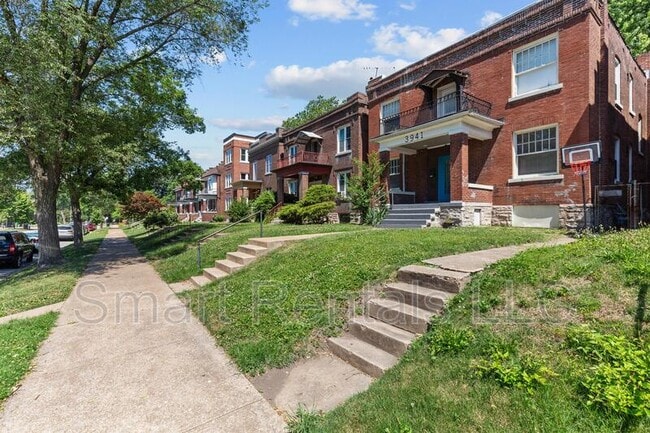 Building Photo - 3941 Shaw Blvd