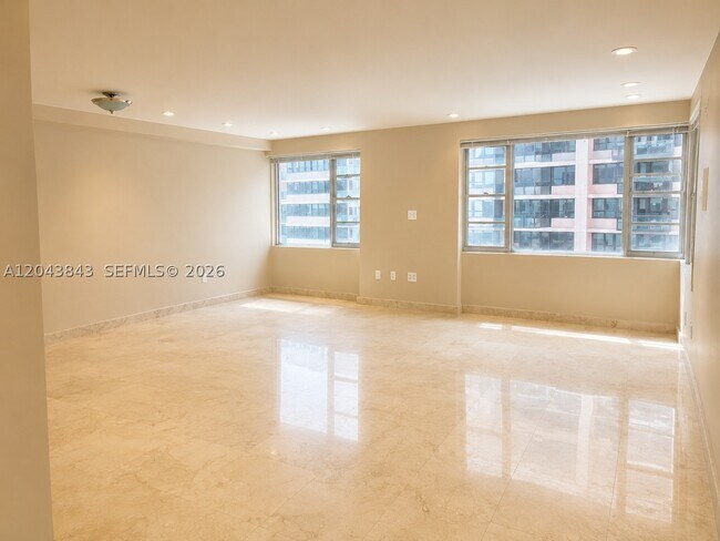 Building Photo - 5255 Collins Ave
