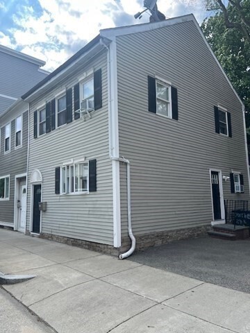 Building Photo - 273 Dorchester St