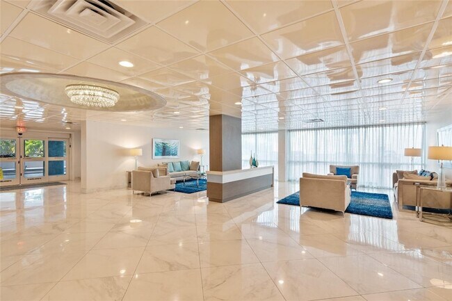 Building Photo - 3850 Galt Ocean Dr