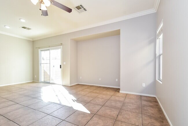 Building Photo - 6333 Blushing Willow St