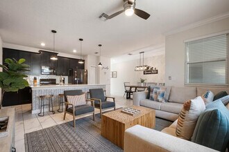 Building Photo - 4369 Quote St