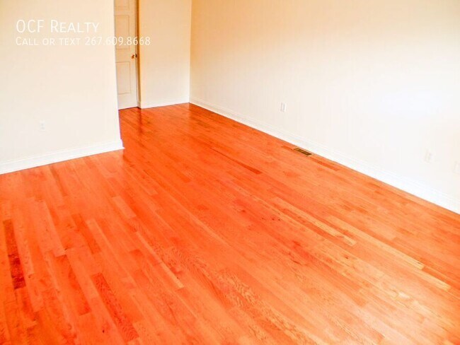 Building Photo - 1006 S Cleveland St