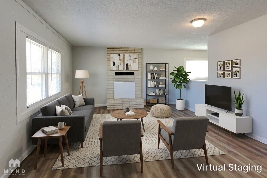 Building Photo - 5025 Carmen Blvd