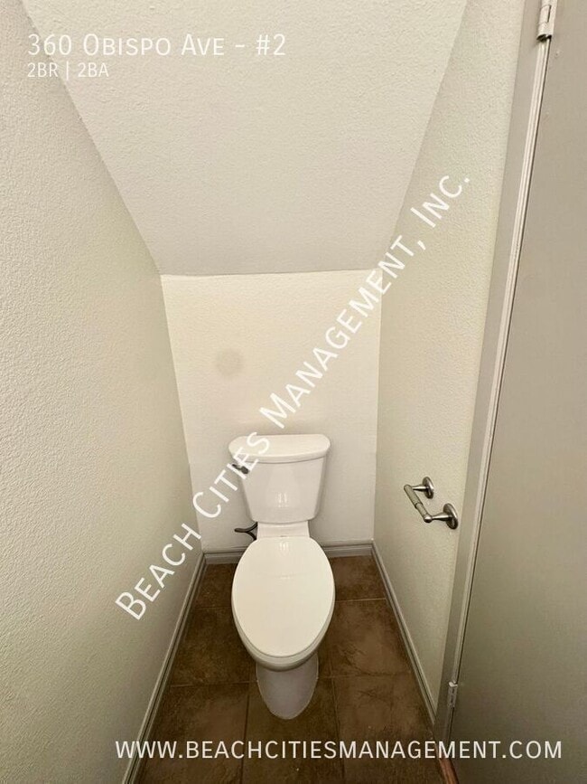 Building Photo - 360 Obispo Ave