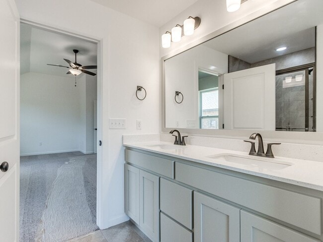 Building Photo - Beautiful New Home!