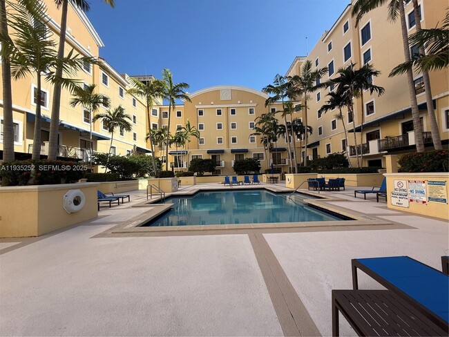 Building Photo - 8395 SW 73rd Ave