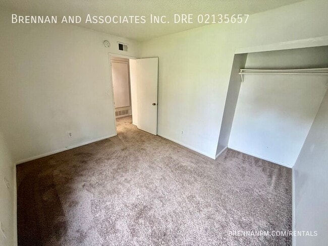 Building Photo - 11039 Via Parma