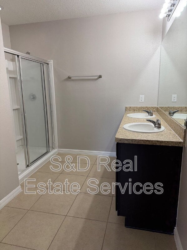 Building Photo - 6191 Grey Heron Dr