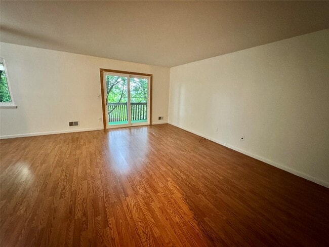 Building Photo - 22 Albacon Rd