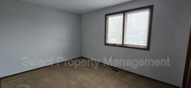 Building Photo - 6208 Landmark Dr