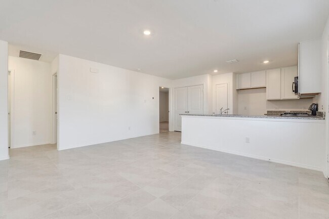 Building Photo - 8721 Whistling Duck Dr