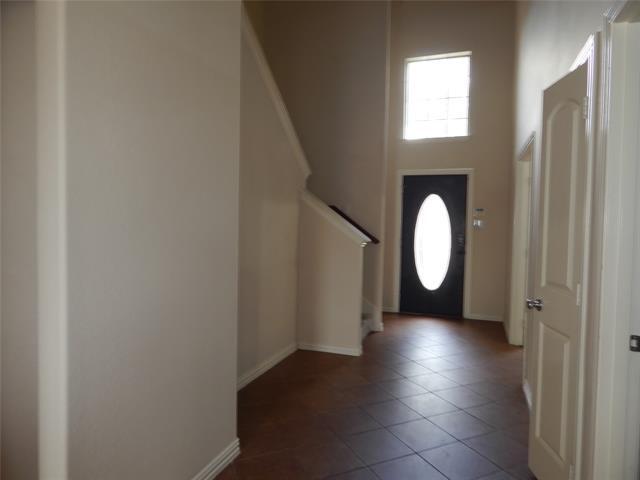 Building Photo - 2865 Laurel Oak Dr