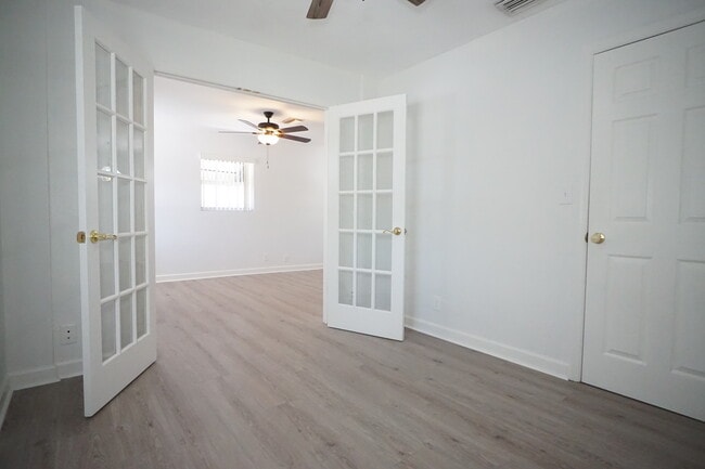 Building Photo - 727 Bunker Rd