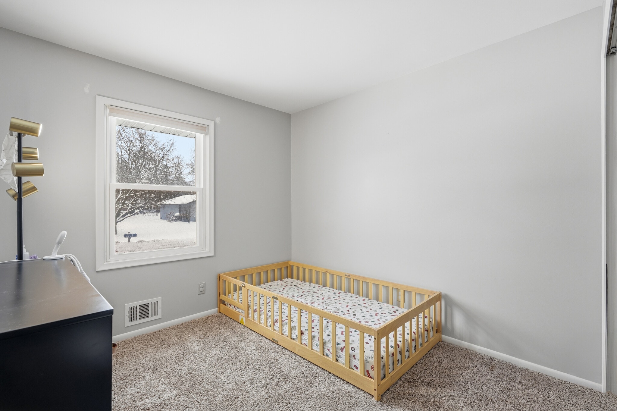 Building Photo - 7048 Montrose Rd