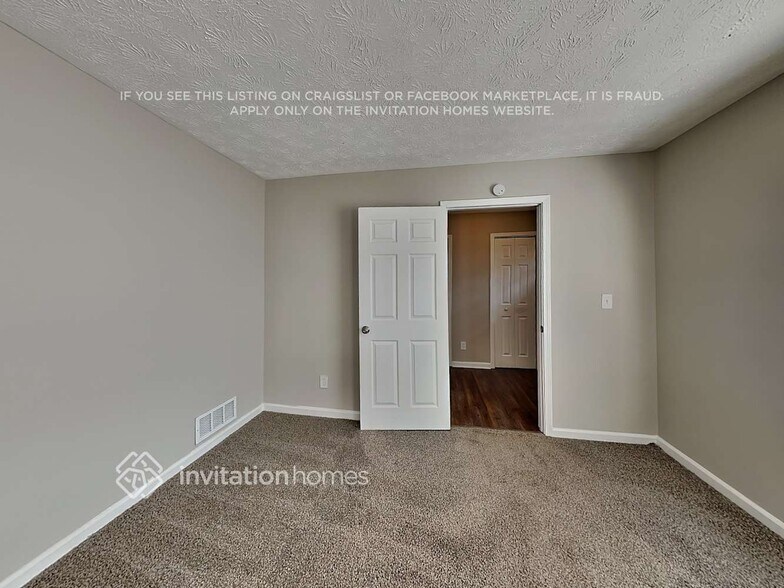 Building Photo - 277 Lancelot Way