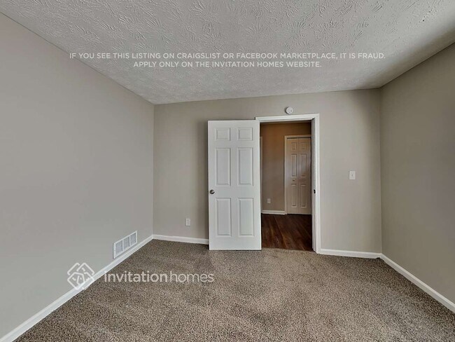 Building Photo - 277 Lancelot Way