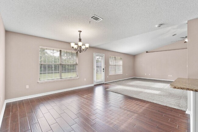 Building Photo - 2363 Sunrise Dr