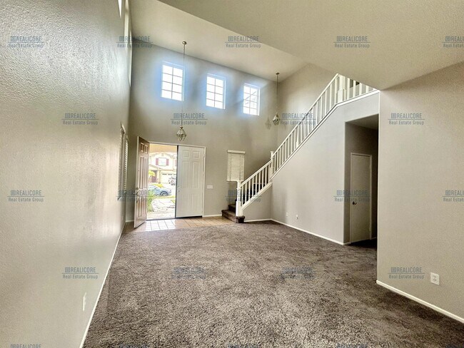 Building Photo - 34698 Yale Dr