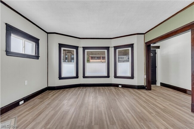 Building Photo - 428 E 148th St