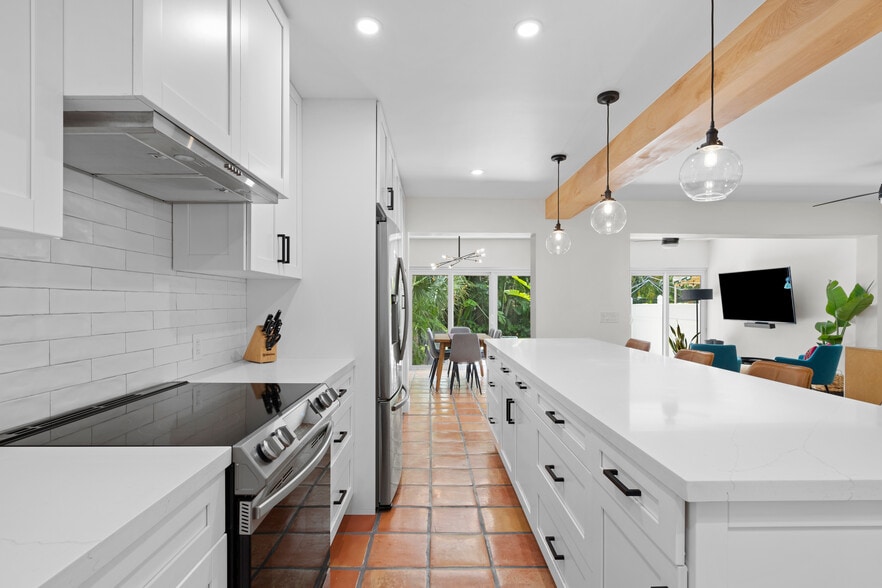 Building Photo - 39 East Rd