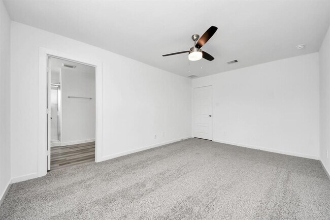 Building Photo - 2941 Amherst Mdw Ln