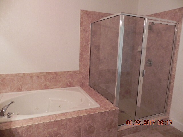 Building Photo - Townhome in La Fortuna, Kissimmee