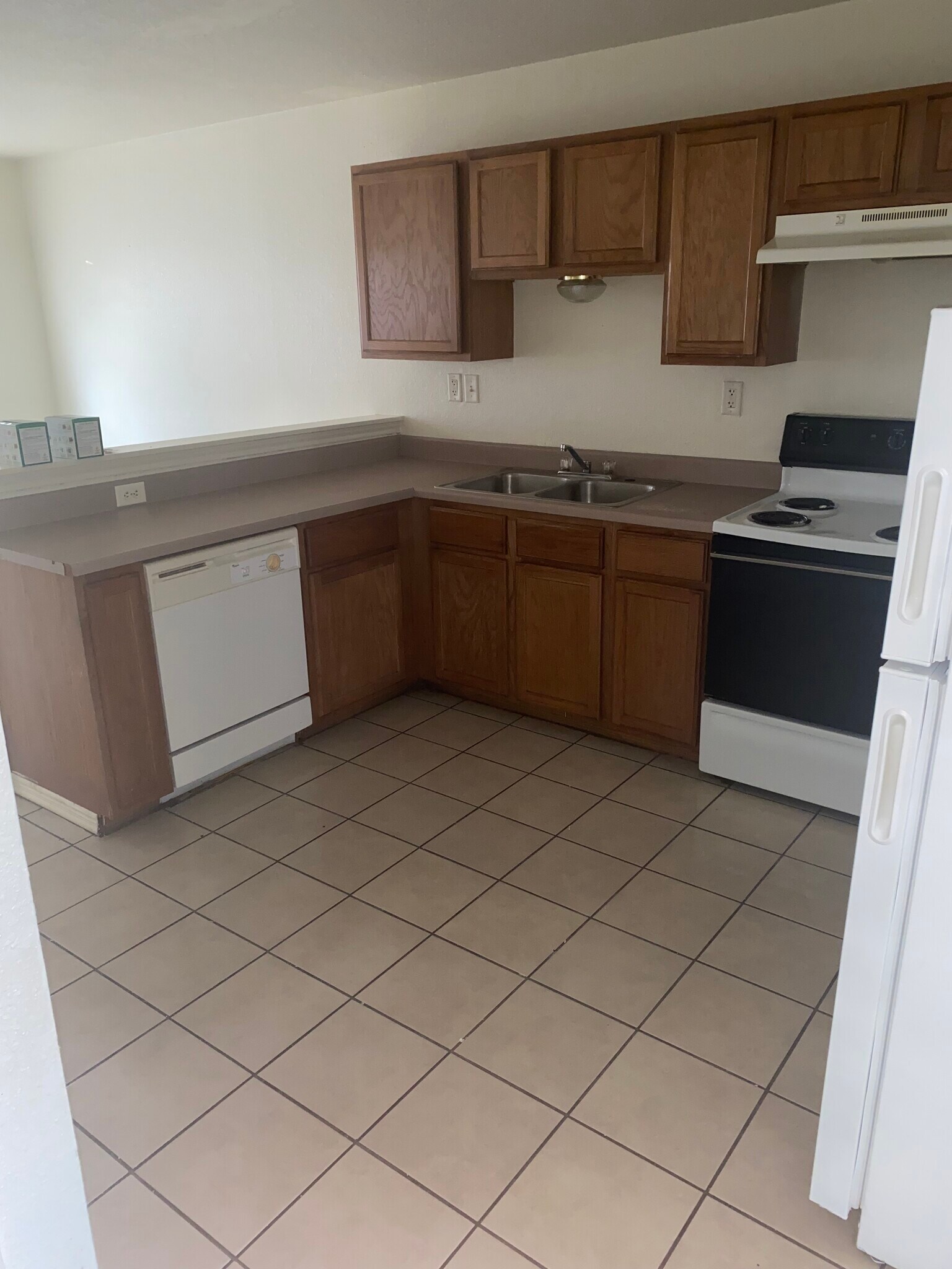 Building Photo - 3405 Barcelona Drive