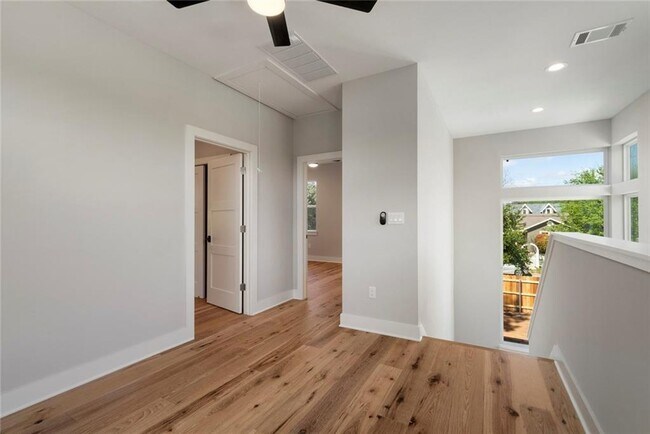 Building Photo - 1107 Stobaugh St