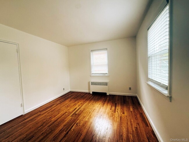 Building Photo - 87 Alexander Pl