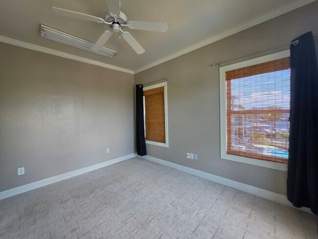 Building Photo - Waterfront 4/2 in Terry Cove with pool and boat dock