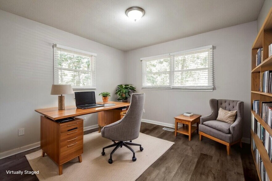 Building Photo - 6022 Belle Meade Ct