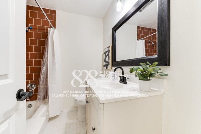 Building Photo - Talk About Unique! MUST SEE 3 bed/2 bath P...