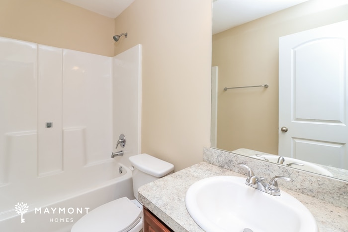 Building Photo - 705 Azalea Pt