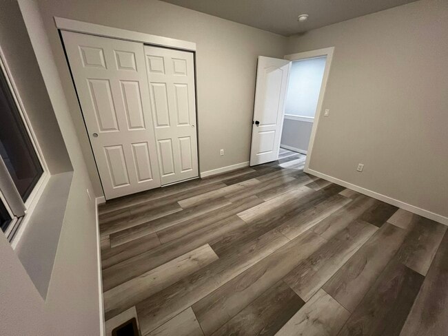 Building Photo - 1808 N Coach Ln