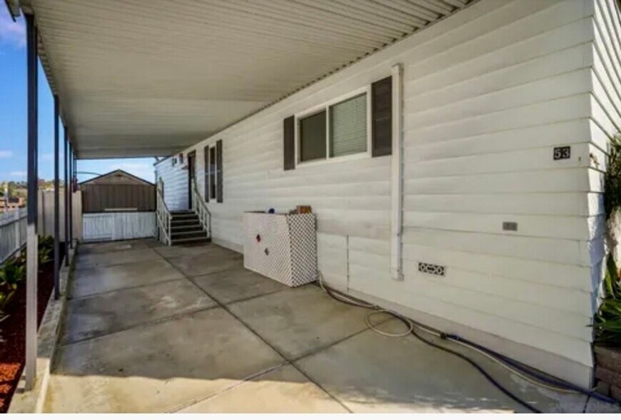 Building Photo - 444 N El Camino Real