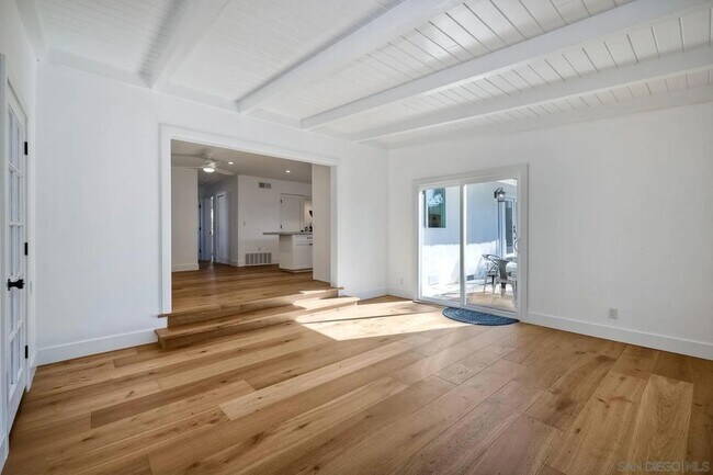 Building Photo - 1311 Crestridge Dr