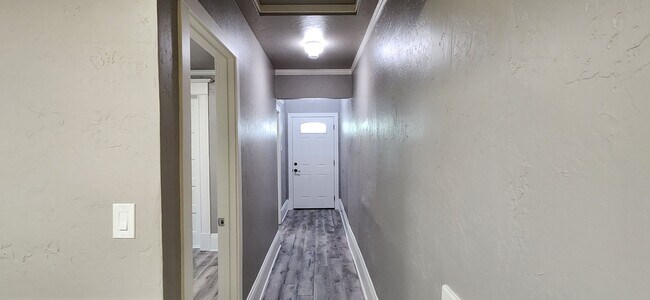 Building Photo - 1514 26th St