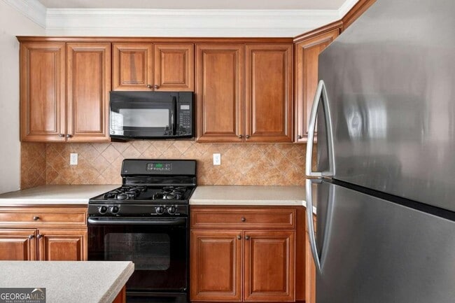 Building Photo - 438 Tioram Ln SE