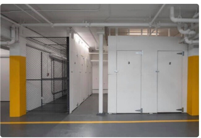 Building Photo - 301 North St