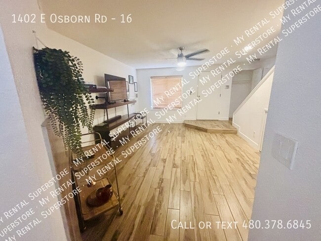 Building Photo - 1402 E Osborn Rd